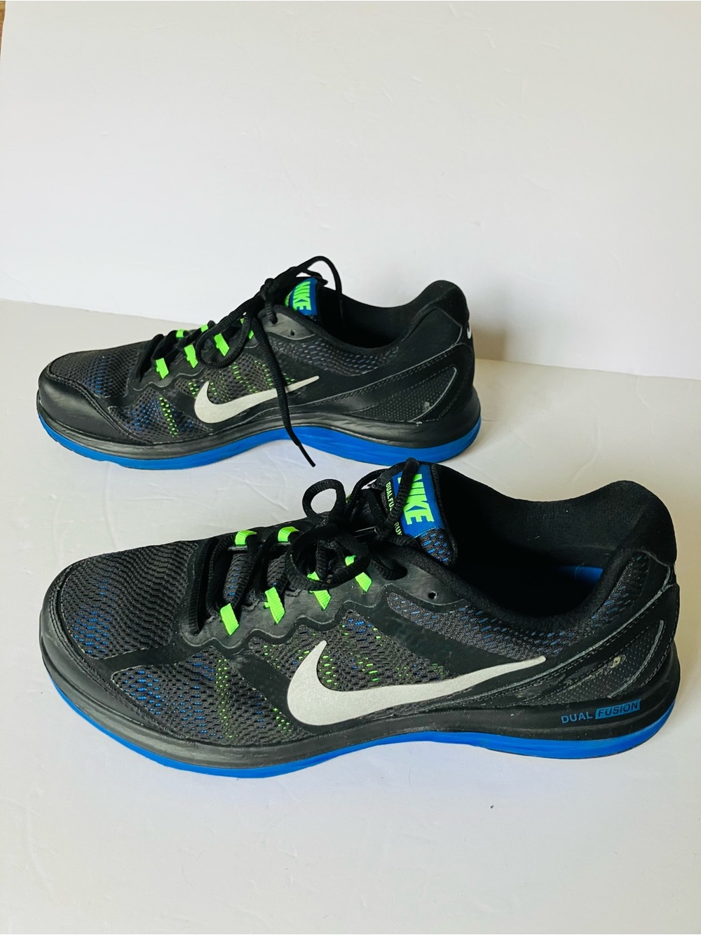 Nike Dual Fusion Run 3 Men 11.5 Black Blue Running Shoes Athletic Gym